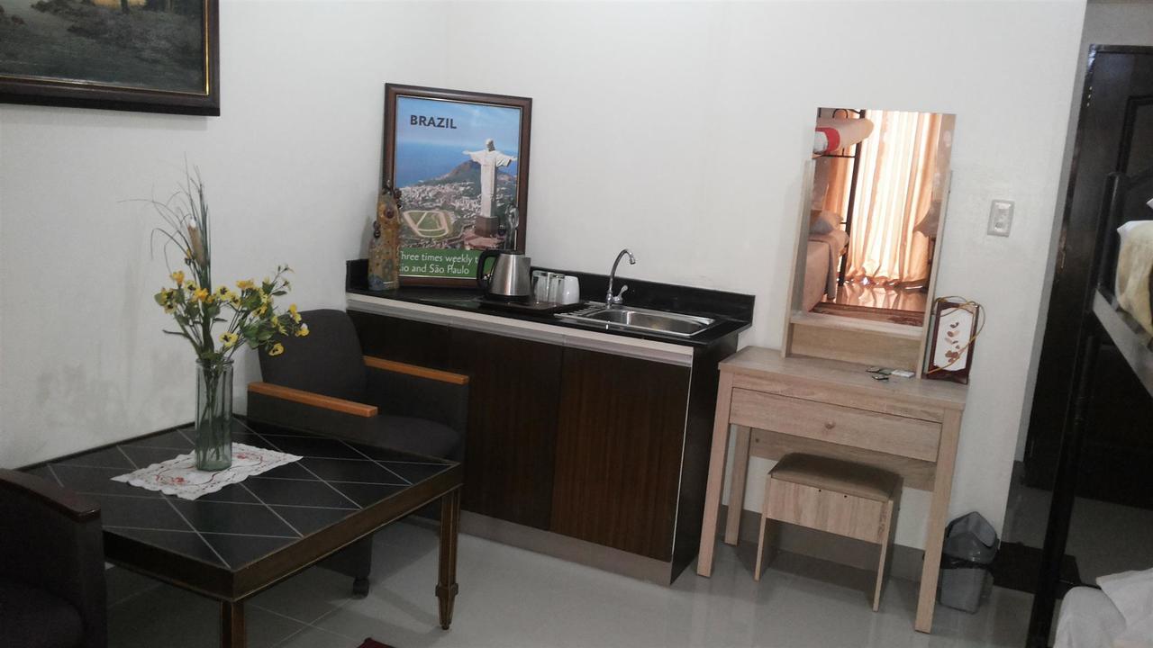 Kassel Del Amor Transit Airport Lodge Paranaque City Εξωτερικό φωτογραφία